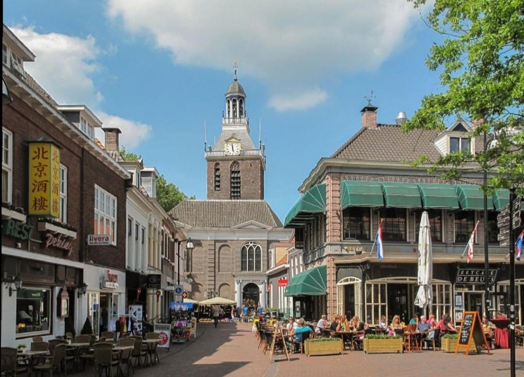 Airbnb 'Logeren Aan Het Plein' In Het Centrum Van Meppel Extérieur photo